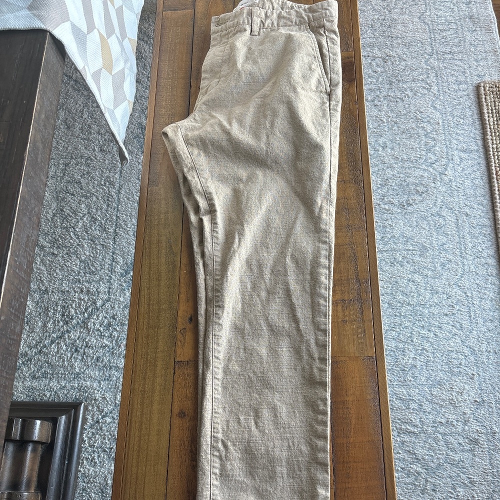Men’s Normal brand khaki pants 34 x 34